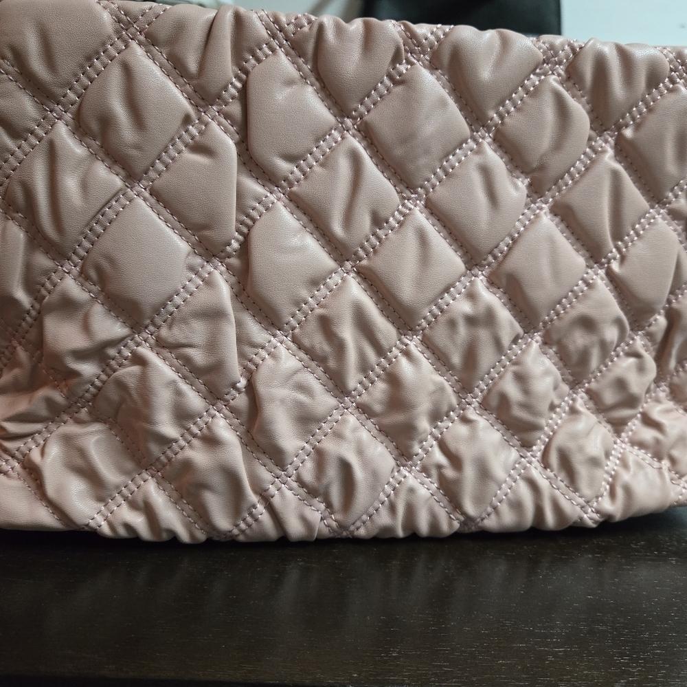 Waffle Quilted Handbag, Blush, Gunmetal Hardware NWT Gilda Paris - Picture 2 of 3